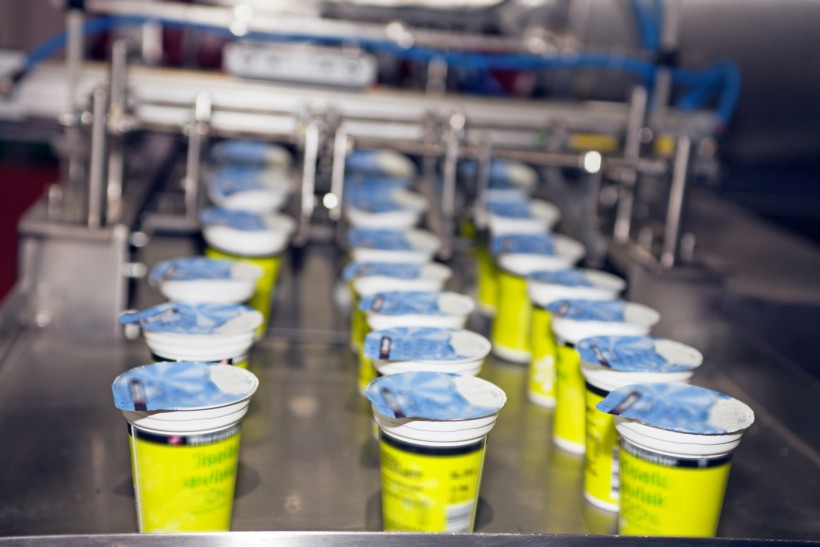 5 Reasons Double-Sided Tape Makes Contract Packaging Easier